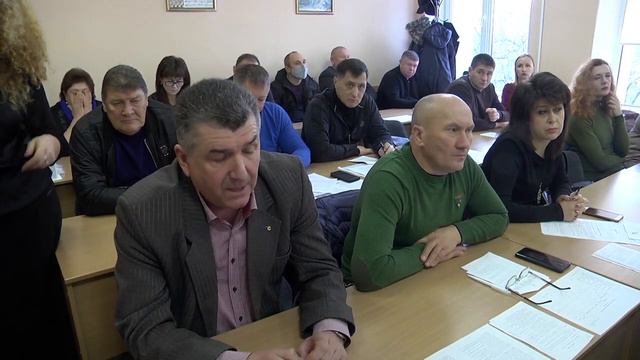 Сессия Очаковского горсовета, на которой обсуждались разработки генпланов сёл Покровки и Покровское смотреть онлайн