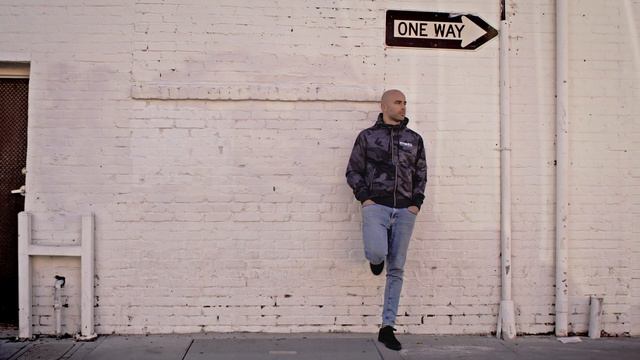 Kurtka athletic all black camo Kolekcja SS '22 Pitbull West Coast смотреть онлайн