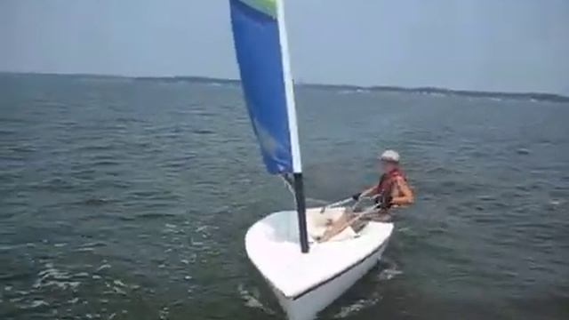20080815-Alex Sailing the Hobie Holder 12