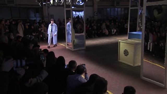 Dirk Bikkembergs | Fall Winter 2018/2019 Full Fashion Show | Exclusive смотреть онлайн