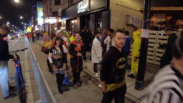 ??Halloween Night Walk In Chicago | Walking Tour [4k]