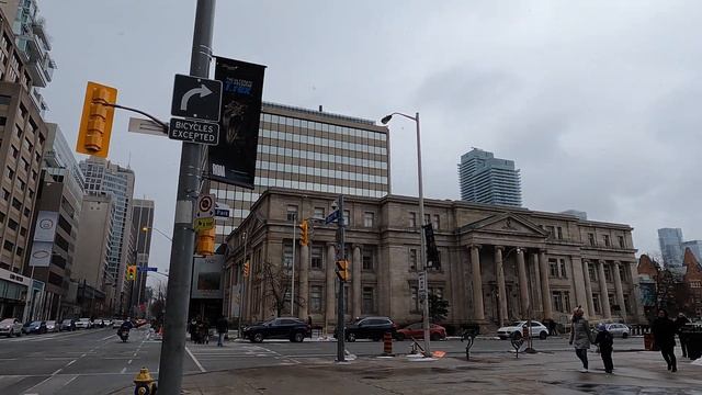 Toronto Downtown | Royal Ontario Museum | Bloor Street walking tour - Ontario, CANADA смотреть онлайн