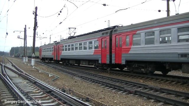 Электропоезд ЭР2Т-7212 станция Нахабино смотреть онлайн