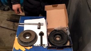 Opel как открутить шкив.