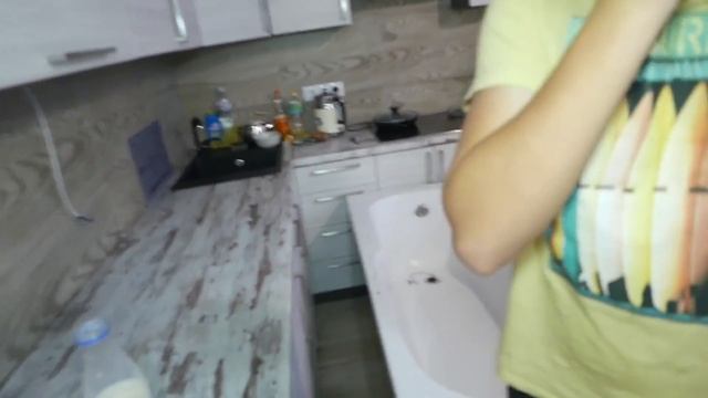 ЧТО ЕСЛИ 100 КГ СУХОГО ЛЬДА ЗАЛИТЬ КИПЯТКОМ В КВАРТИРЕ ! смотреть онлайн