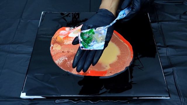 How to Acrylic Pour Paint with Very Thin Paint | Easy Pour Painting for Beginners смотреть онлайн