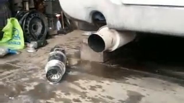 logan 1.6 exhaust from russia with love.the last song!!! смотреть онлайн