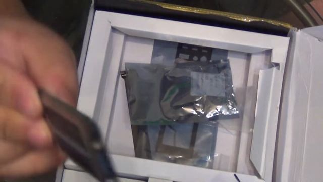 Обзор устройства для подключения ПК комплектующих к ноутбуку смотреть онлайн