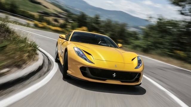 2018 Ferrari 812 Superfast - Exterior Interior Walkaround смотреть онлайн