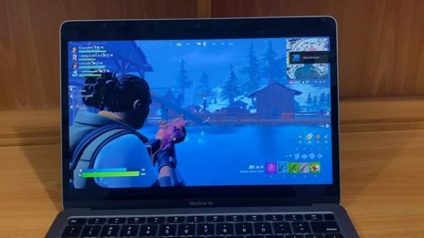 Fortnite With M1 MacBook Air! - Spectacular Performance !