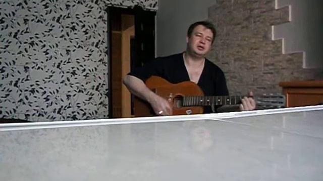 тихо падает снег