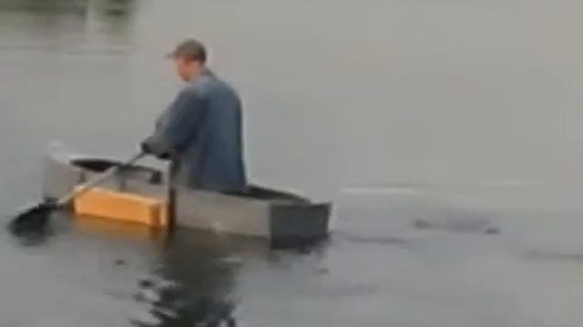 лодка Малютка на ходу смотреть онлайн