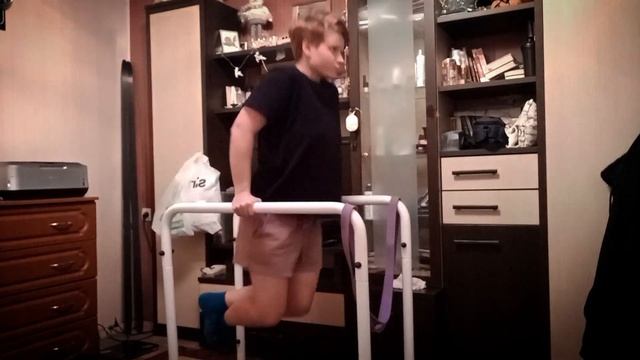 Тренировка Брусьев • День 13 | Эпизод 26 смотреть онлайн