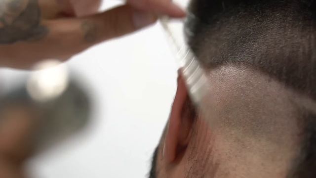 LOW FADE | ONLINE EDUCATION | ОНЛАЙН ОБУЧЕНИЕ | МУЖСКАЯ СТРИЖКА смотреть онлайн