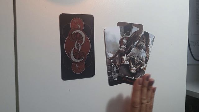 КАКОЙ МУЖЧИНА НА ПОРОГЕ