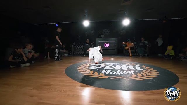 1/8 Bboy Bad Mouse VS Bboy Uran /BREAKING KIDS / DEMINATION 2022 смотреть онлайн