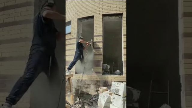 демонтаж оконных проемов.