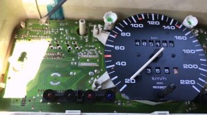 Пассат Б3 Не работают датчики в панели управления, нашли решение.