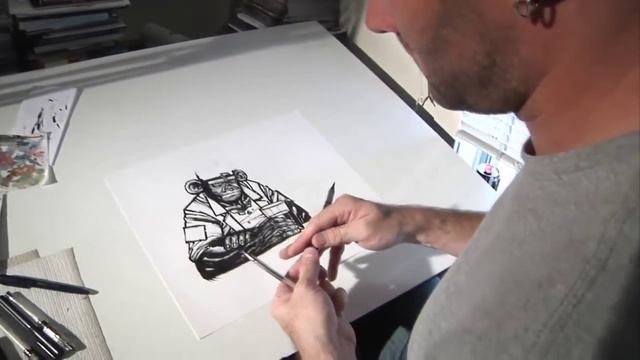 Nate Van Dyke in his studio drawing his chimp смотреть онлайн