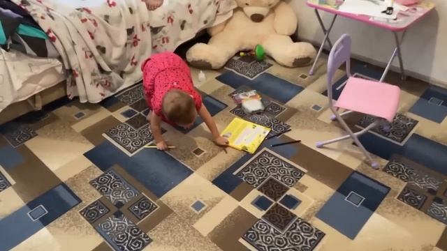 Софа и Дима вернулись домой. Разбор гардероба Софии. смотреть онлайн