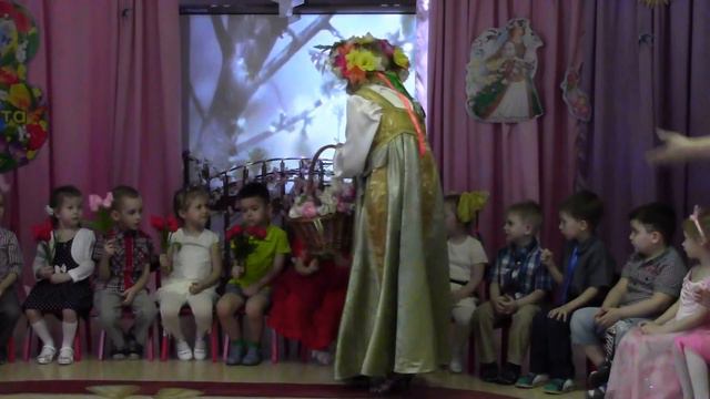 Утренник 8 марта смотреть онлайн