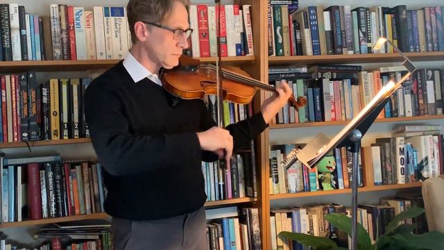 Mozart Minuet in C смотреть онлайн