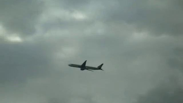 Hong Kong International Airport (HKIA) | 香港國際機場 смотреть онлайн