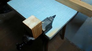 Как ровно просверлить глубокое сквозное отверстие в бруске.