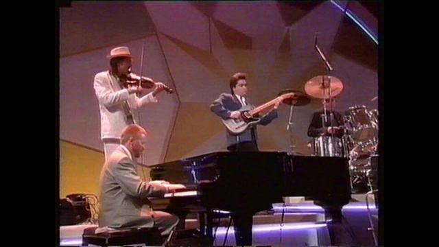 Working man blues - 1993 CMA Musician of the year award смотреть онлайн