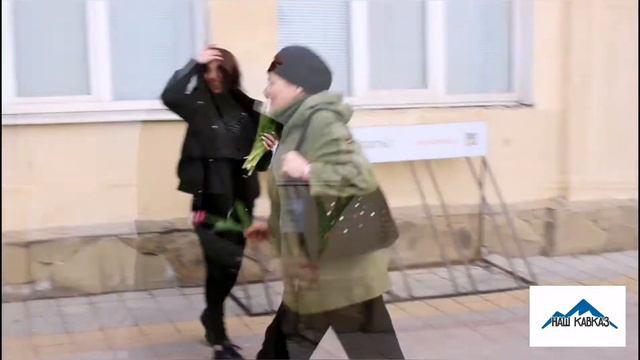 Дари цветы 🌷 смотреть онлайн