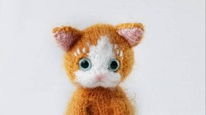 МК «Сидячий котенок».
