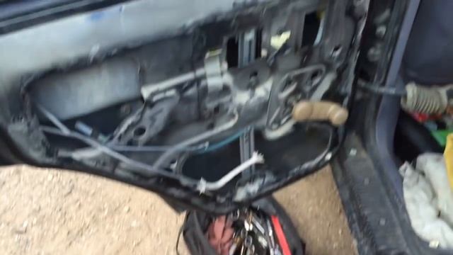 JEEP PARTS! Converting my power windows to manual смотреть онлайн