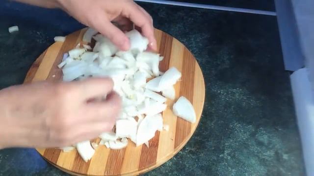 Тушёное мясо с салом в сковороде - мягкое с вкуснейшей подливой ! Простой рецепт ! смотреть онлайн
