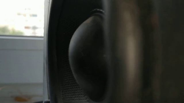Bass test Sven смотреть онлайн
