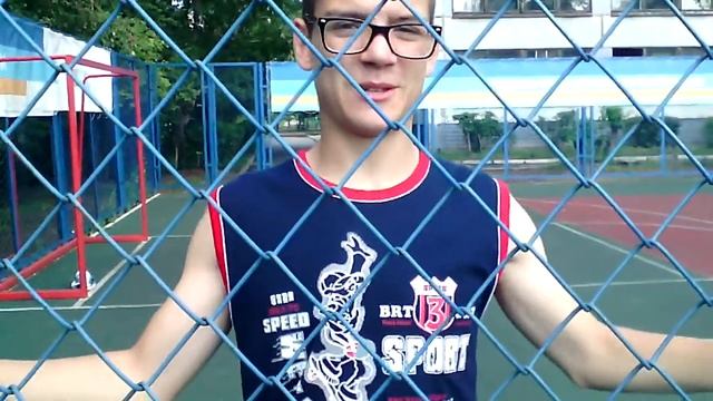 Тактики введения мяча от Валика 100 #2 - Играем в футбол и баскетбол смотреть онлайн
