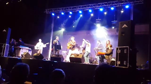 Javier Ruibal y Martín Ares.Atunes en el Paraíso. смотреть онлайн