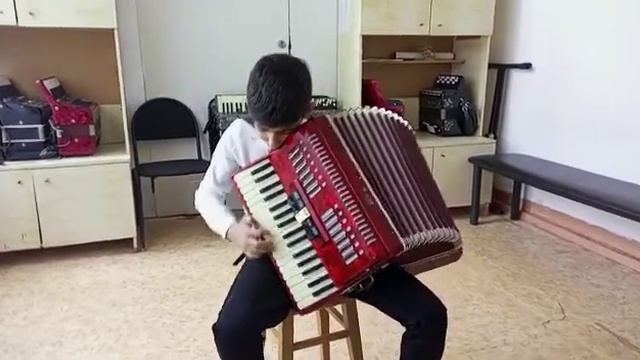 Меликян Давид -10 лет.Пьеса "Простая полька". смотреть онлайн