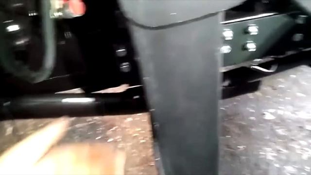 Установка фронтального погрузчика ПФН-0,9 на трактор МТЗ-82.1 (23/12) //Плюсы и минусы смотреть онлайн