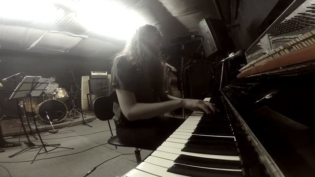 Квартет Рябочкиной Марии - Темная ночь [Никита Богословский, Владимир Агатов] смотреть онлайн