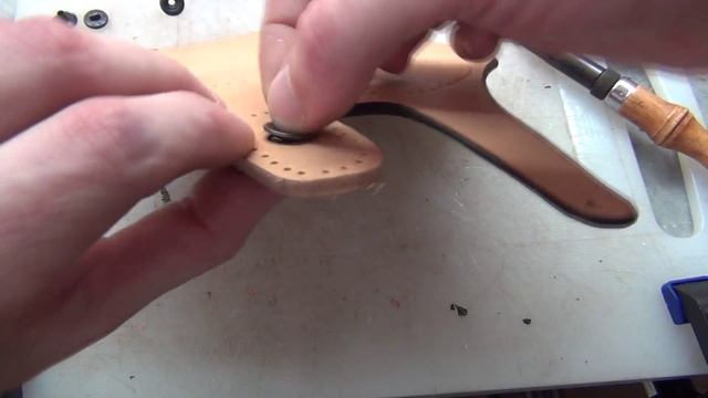 Кобура кожаная для пистолета Макарова своими руками смотреть онлайн