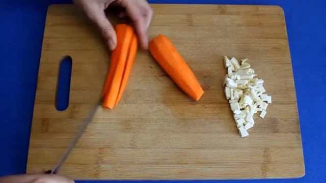 Рецепт приготовления супа с белой фасолью и шампиньонами в мультиварке VITEK VT-4208 CL