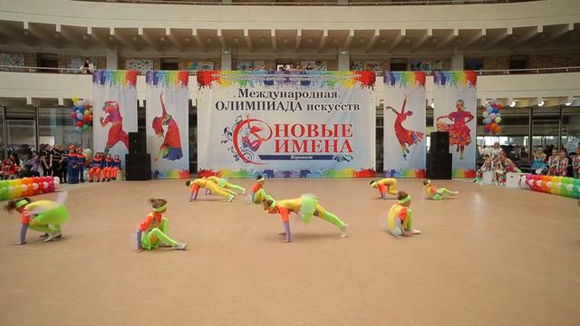 цирковая студия "Парадокс" - "Сделаем селфи" смотреть онлайн