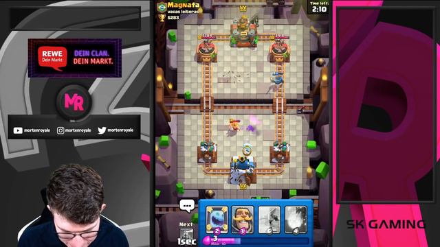 Destroying Overleveled Noobs w/ Level 16 Xbow 😂 смотреть онлайн