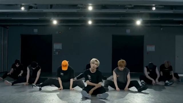 스트레이 키즈 신메뉴 안무 거울모드 смотреть онлайн