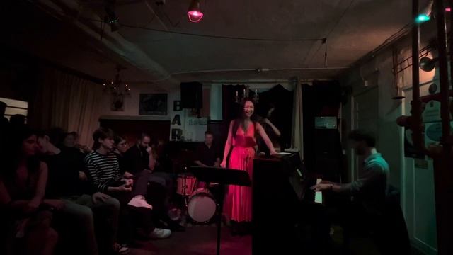 Jinju Kim Quartet, 김진주 - Never Been In Love Before / Live at De Smederij смотреть онлайн