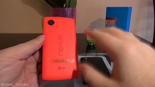 Красный Nexus 5. Чем отличается от черного и белого. смотреть онлайн