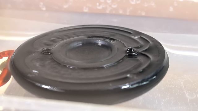 JBL Clip 2 bass test in water - waterproof test смотреть онлайн