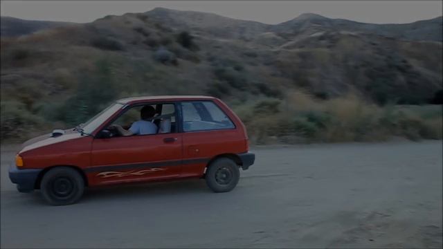 1988 Ford Festiva Hooning смотреть онлайн