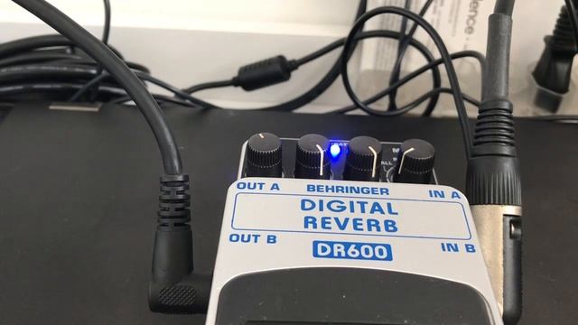 Review Behringer Reverb DR600 смотреть онлайн