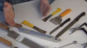 ПАСЕЧНЫЙ НОЖ и СТАМЕСКА пчеловода. Что выбрать?